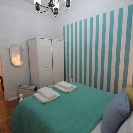 Nautic M1 R2 - Classy & Cozy Double Room With Shared Bathroom In Marques Pombal リスボン エクステリア 写真