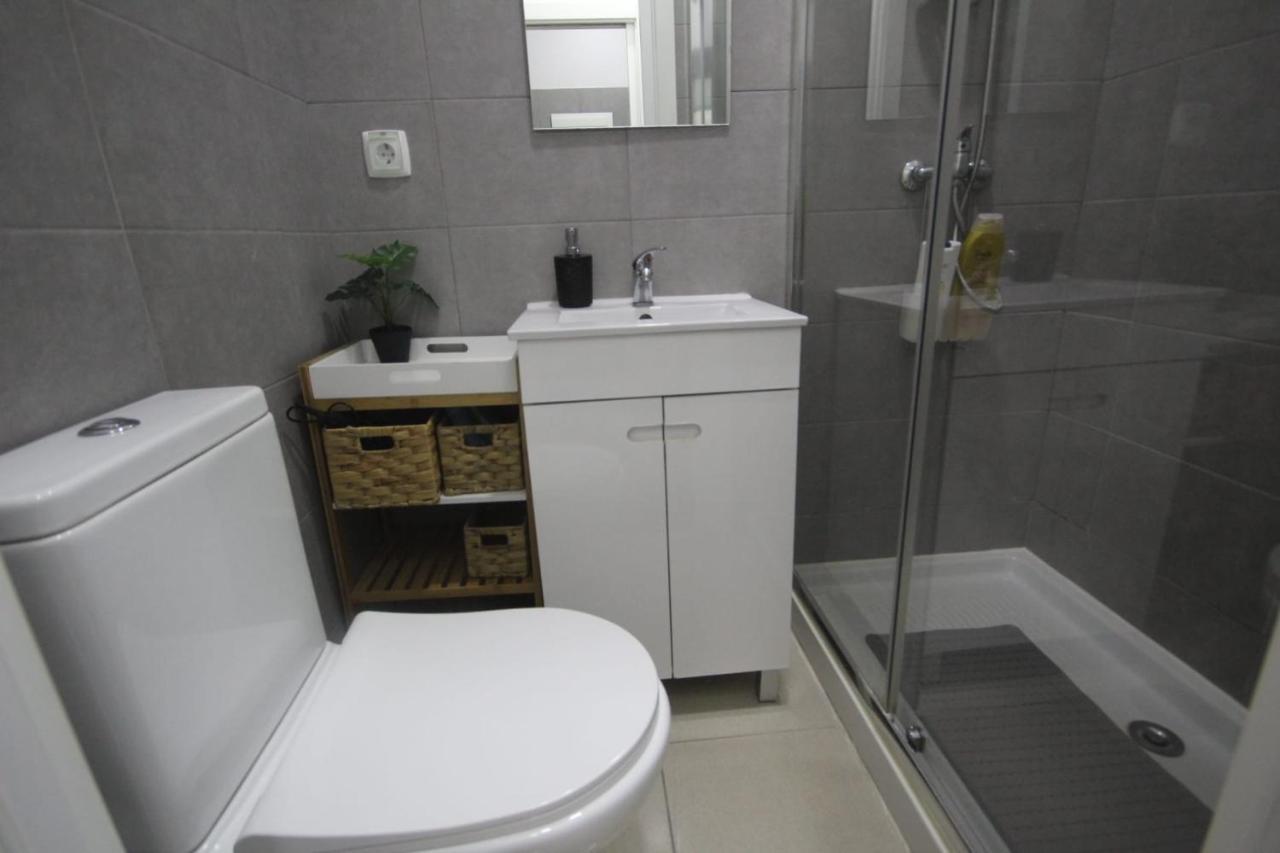 Nautic M1 R2 - Classy & Cozy Double Room With Shared Bathroom In Marques Pombal リスボン エクステリア 写真