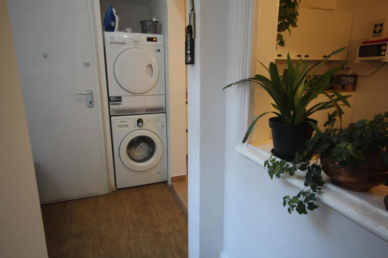 Nautic M1 R2 - Classy & Cozy Double Room With Shared Bathroom In Marques Pombal リスボン エクステリア 写真