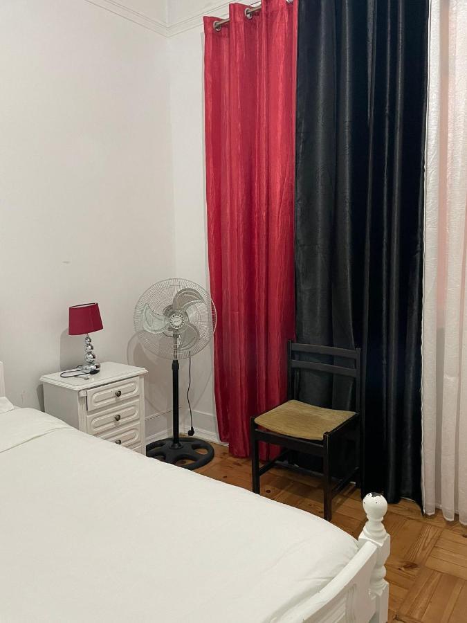 Nautic M1 R2 - Classy & Cozy Double Room With Shared Bathroom In Marques Pombal リスボン エクステリア 写真